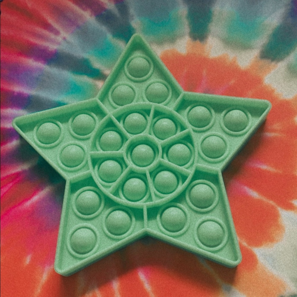 Green star pop it